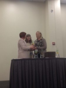 carolyn receiving ILA award